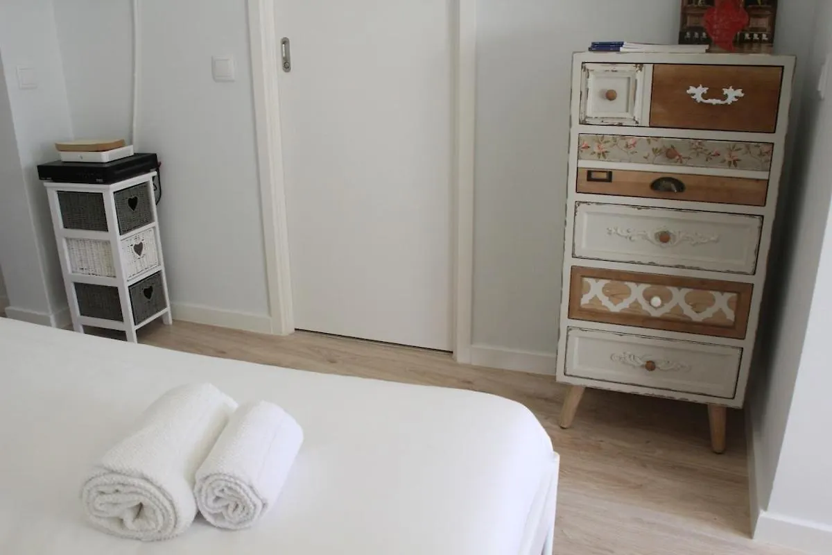Martim Vaz II - Downtown Apartment Lisbon 0*,